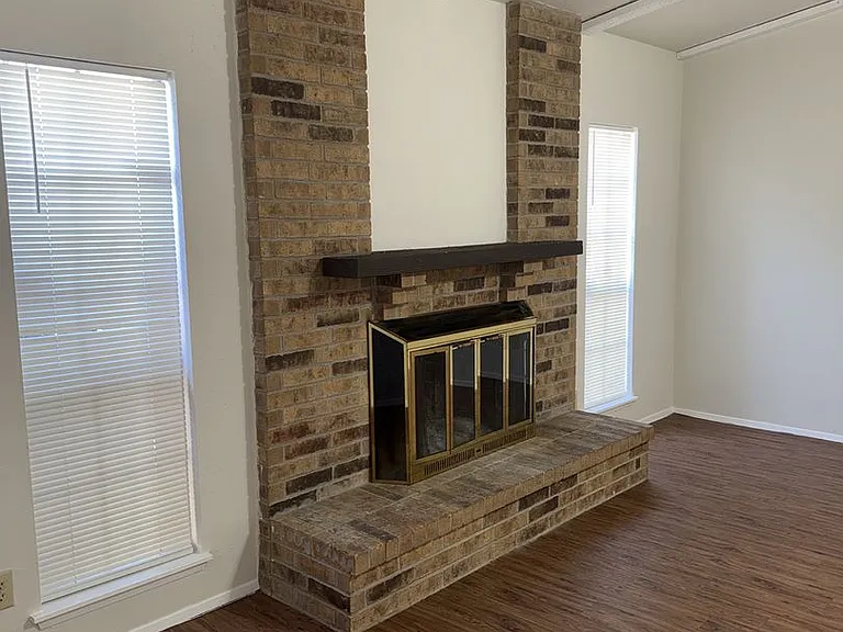 3905 Seven Gables St — Photo 7