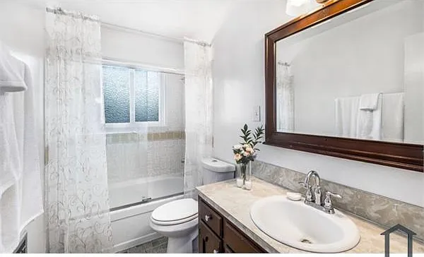 4 bed, 1824 sqft, $3,600 — Photo 3