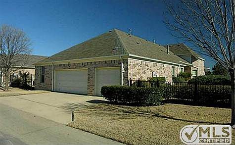 1st image of 6101 Lake Way