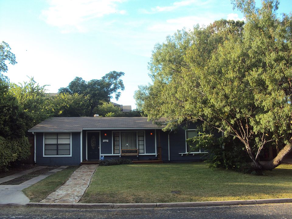 1st image of 419 Sumner Dr