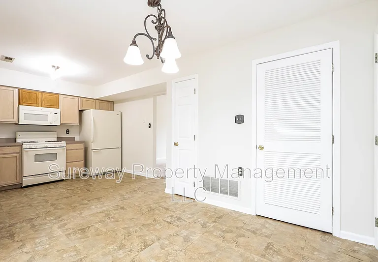 197 Lake Dr — Photo 6