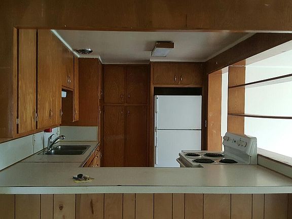 3rd image of 1902 Mary Ann St APT 79