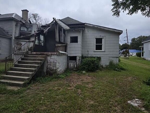 5th image of 714 Leak Street