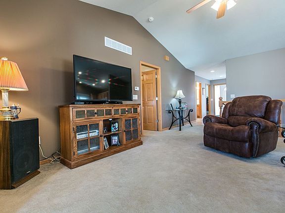 4th image of 2841 Katrina Cir