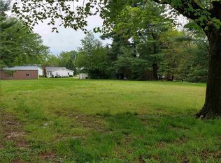 203 S Sycamore St, Huntingburg, IN 47542
