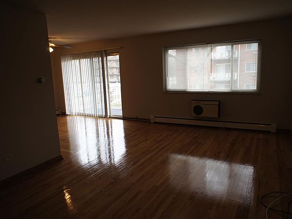 2nd image of 1653 Oakwood Ave APT 2A