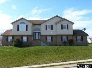 171 Overview Cir W, Red Lion, PA 17356
