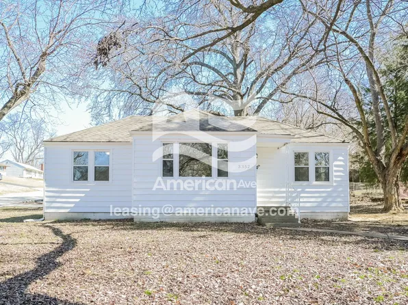 3352 Chaucer Ave, Saint Ann, MO 63074