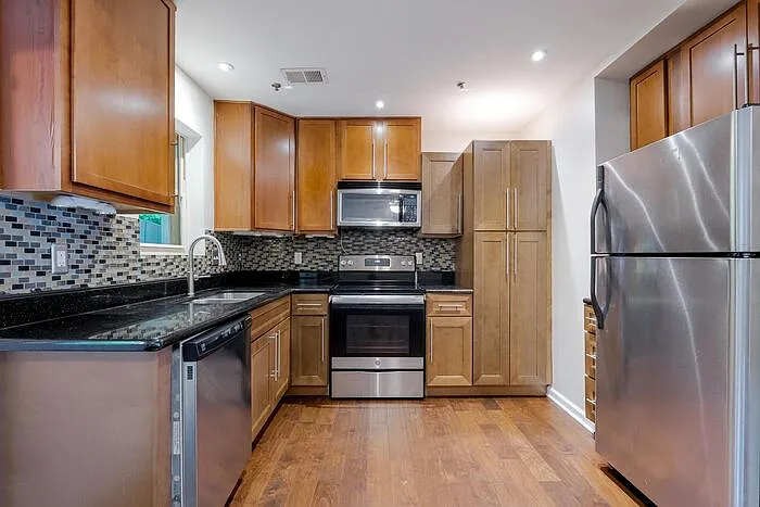 255 Winding River Dr #J — Photo 9