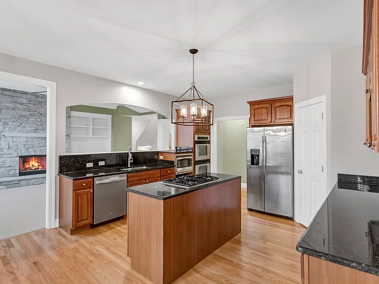 3N812 John Greenleaf Whittier Pl — Photo 30