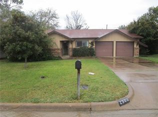 2500 Reever St, Arlington, TX 76010