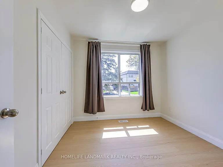 451 Sandmere Pl — Photo 20