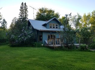 39051 Fishermans Ln, Chassell, MI 49916