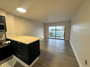 1650 NE 115th St APT 609, Miami, FL 33181