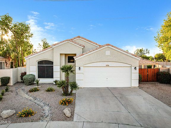 3rd image of 970 N BECK Court
