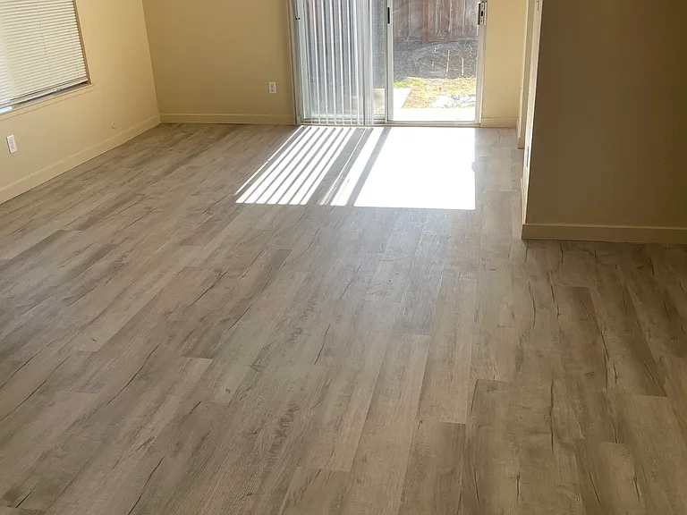 1424 Sylvan Ave — Photo 3