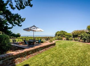 11 Highlands Ct, Belmont, CA 94002