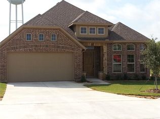 2104 McCallister Dr, Princeton, TX 75407