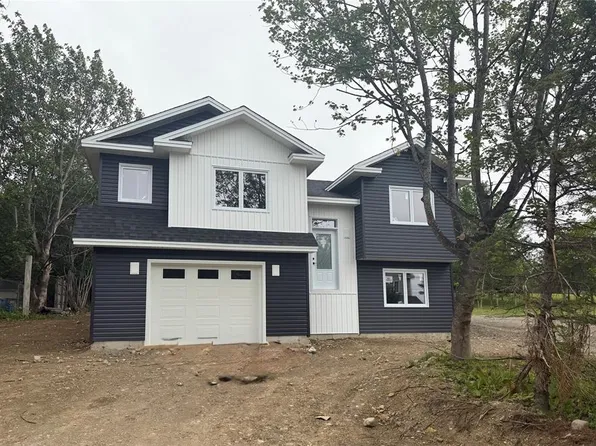 42 Forest Road, Conception Bay South, NL A1X6J6