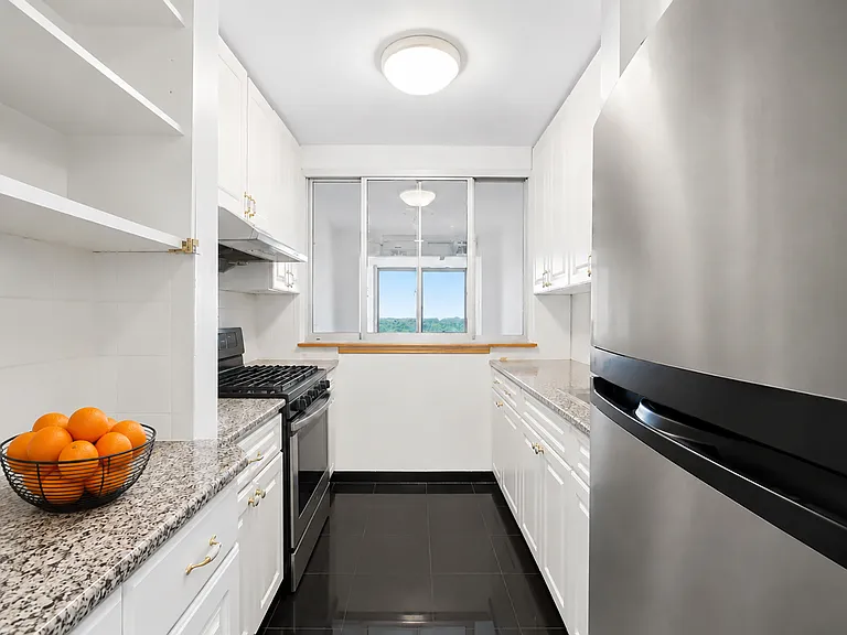 112-01 Queens Blvd #24F — Photo 4