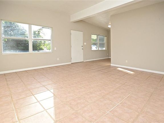 5th image of 1216 S Fern Creek Ave