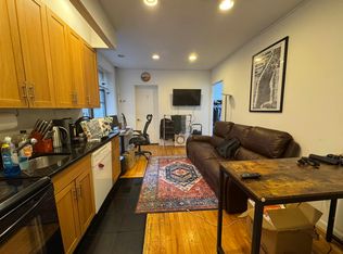 172 E 7th St #4B, New York, NY 10009