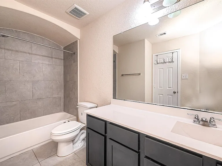 3030 Currier Ct — Photo 26