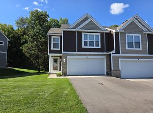 7093 Peony Ln N, Maple Grove, MN 55311