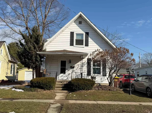 248 Center St, Auburn, IN 46706