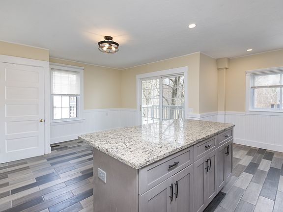 Kitchen with Center Island