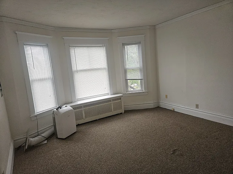 418 S 4th St #6 — Photo 14