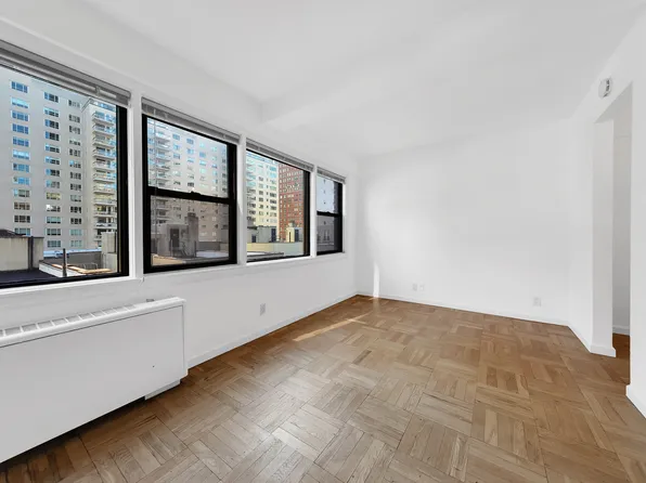 220 East 67th Street 9A image 9 of 10