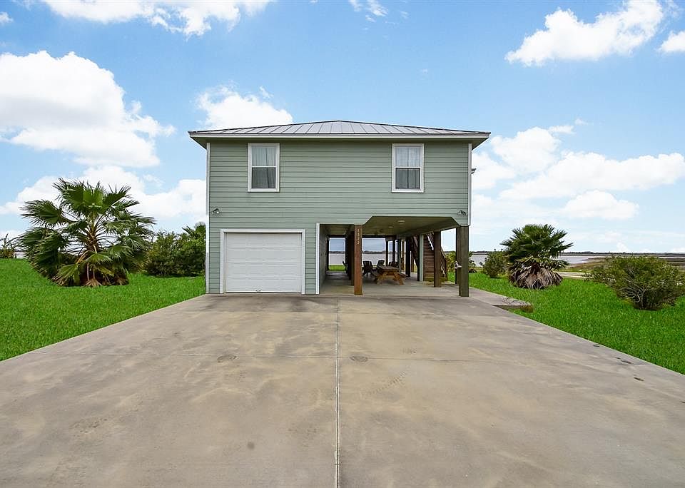 1st image of 1322 W Bayshore Dr