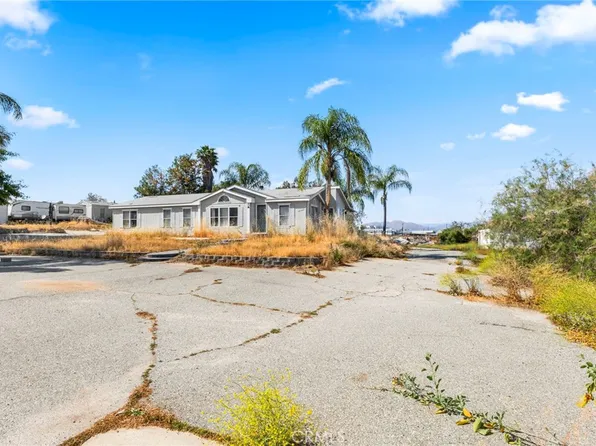 22540 Markham St, Perris, CA 92570