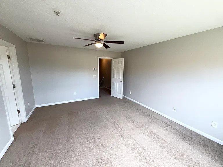 246 Azalea Cir — Photo 28