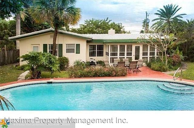 2nd image of 2613 Sea Island Dr
