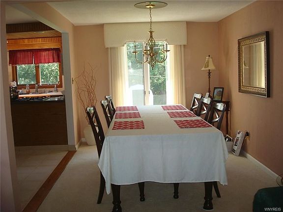 4th image of 357 N Creek Dr