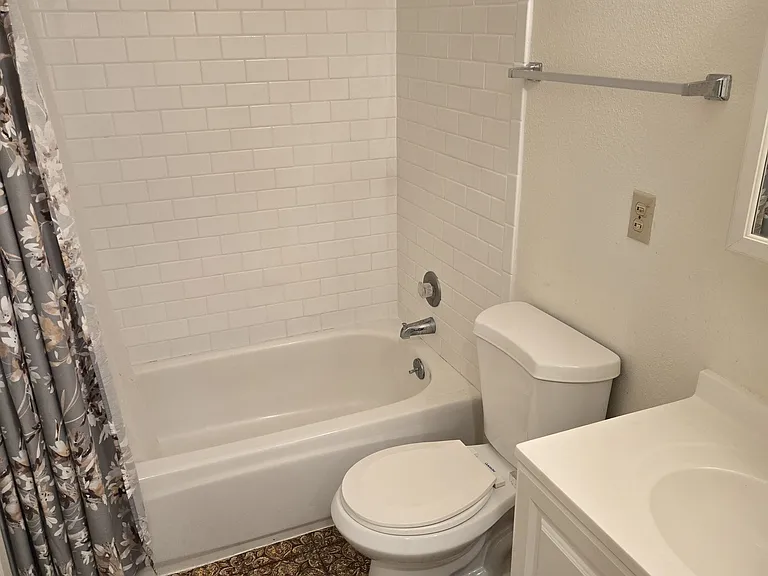 1821 N Crestmont Dr #1821 — Photo 9