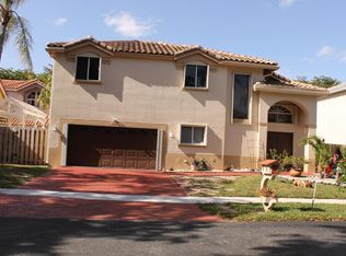 11251 Renaissance Rd, Hollywood, FL 33026