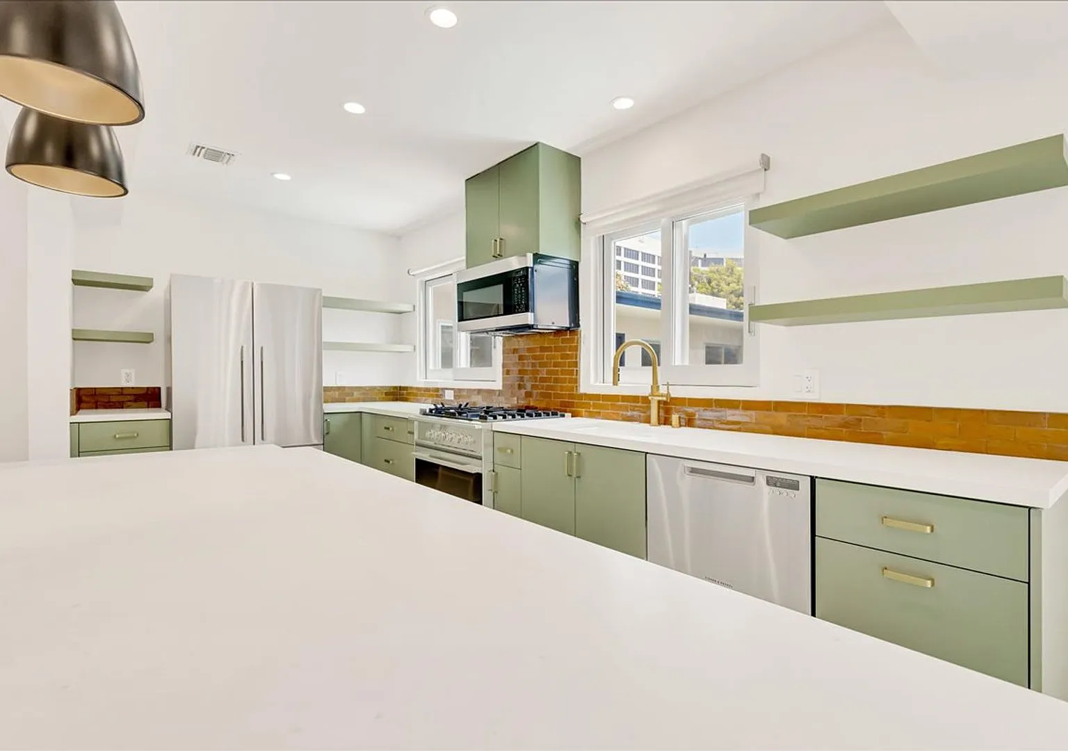 Welcome To The Hamilton | Reimagined Luxury Apartment Homes | Beverly Hills — Photo 4