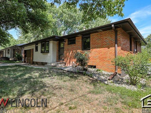4th image of 504 N 81st St