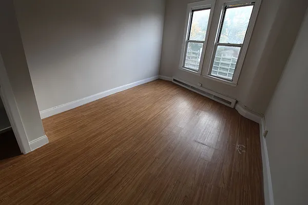 Rented by Bruma Realty LLC | media 15