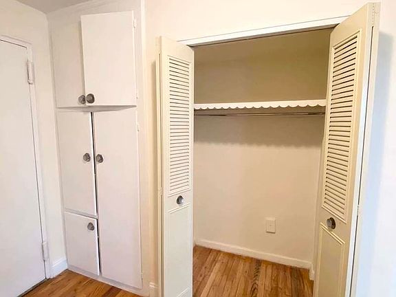 3rd image of 720 E 31st St APT 4J