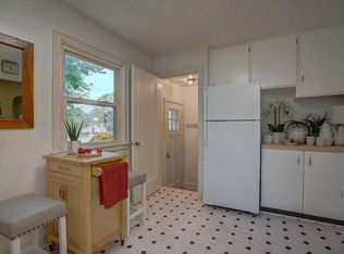 1117 Delaplaine Ct, Madison, WI 53715