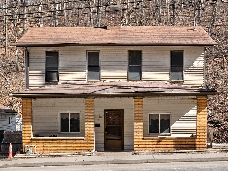 725 Mifflin Rd — Photo 1