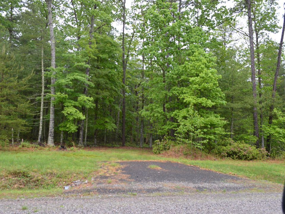 2nd image of 43 Black Diamond Dr