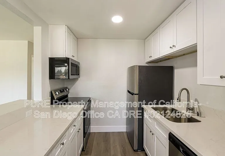 480 Jamacha Rd — Photo 8