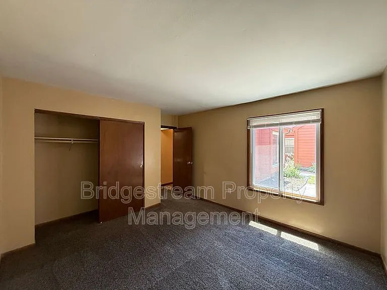 4418 Burlingame Cmns — Photo 9