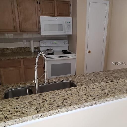 1st image of 498 N Pin Oak 202 Pl