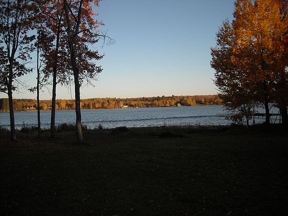 4th image of 27449 E Grosse Pointe Shr